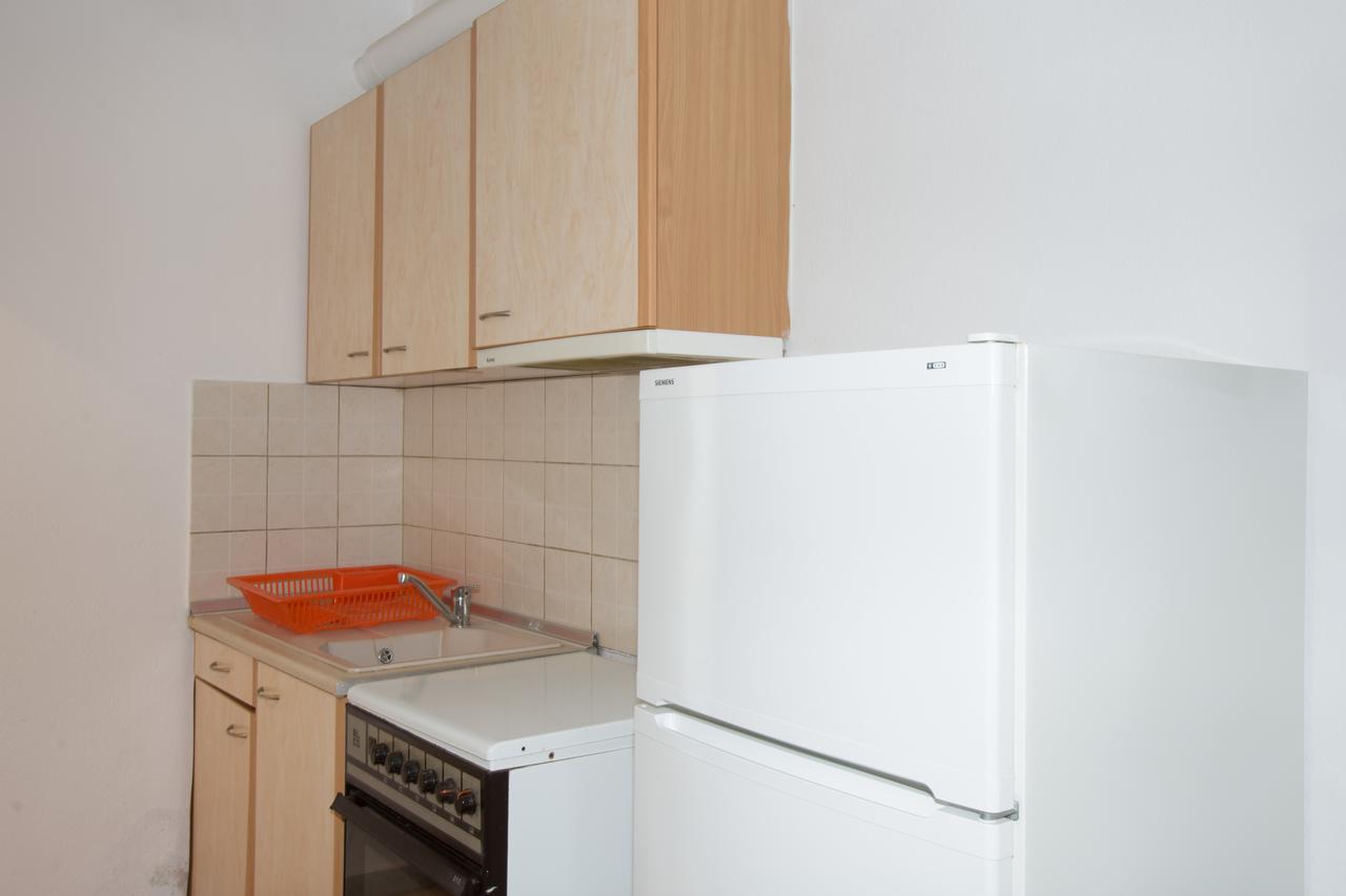 Aparthotel Karagiannis Keramotí Habitación foto